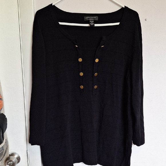 Cable & Gauge 2X Gold Button-Detail Women's Black Top - Picture 1 of 11
